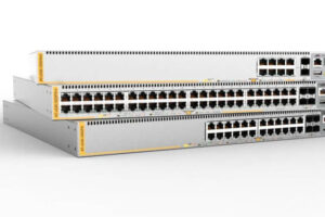 Switch apilable 100/1000X SFP de veinticuatro puertos para IA, 5G y edge computing